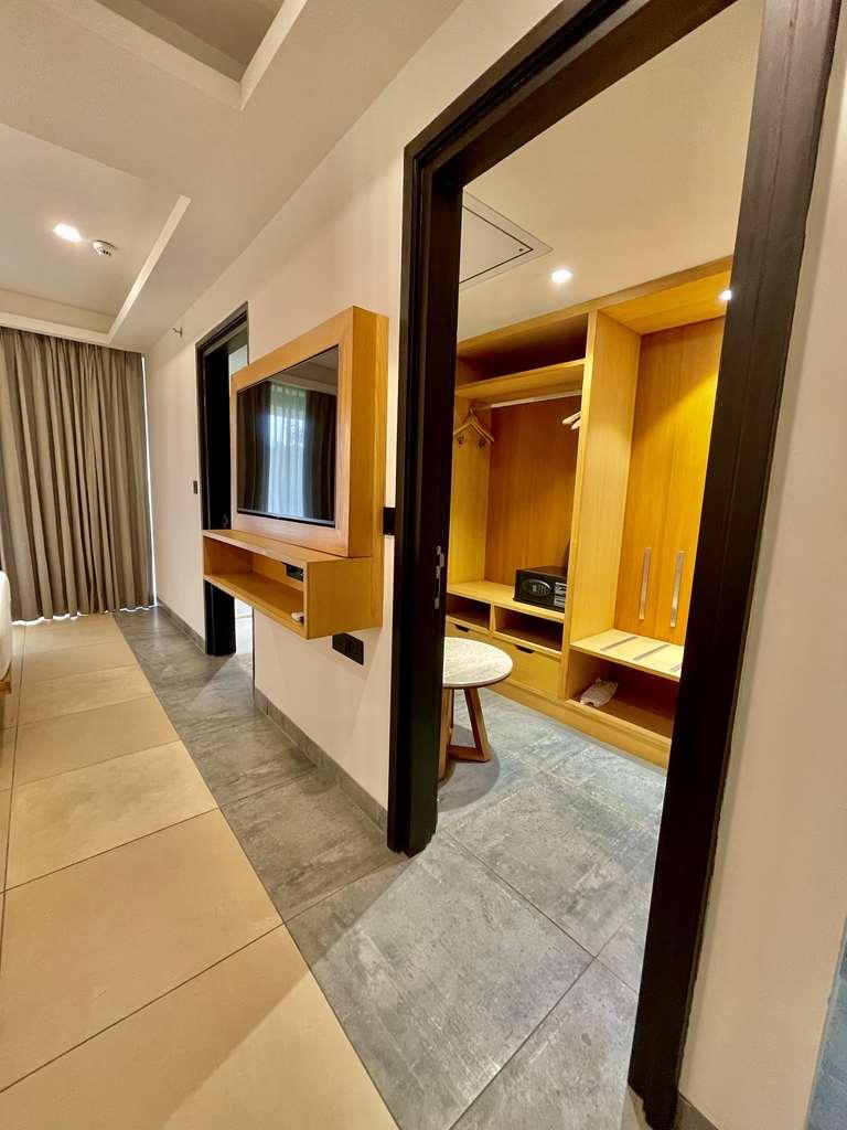 Best Western Maharani Bagh Нью-Дели Номер фото