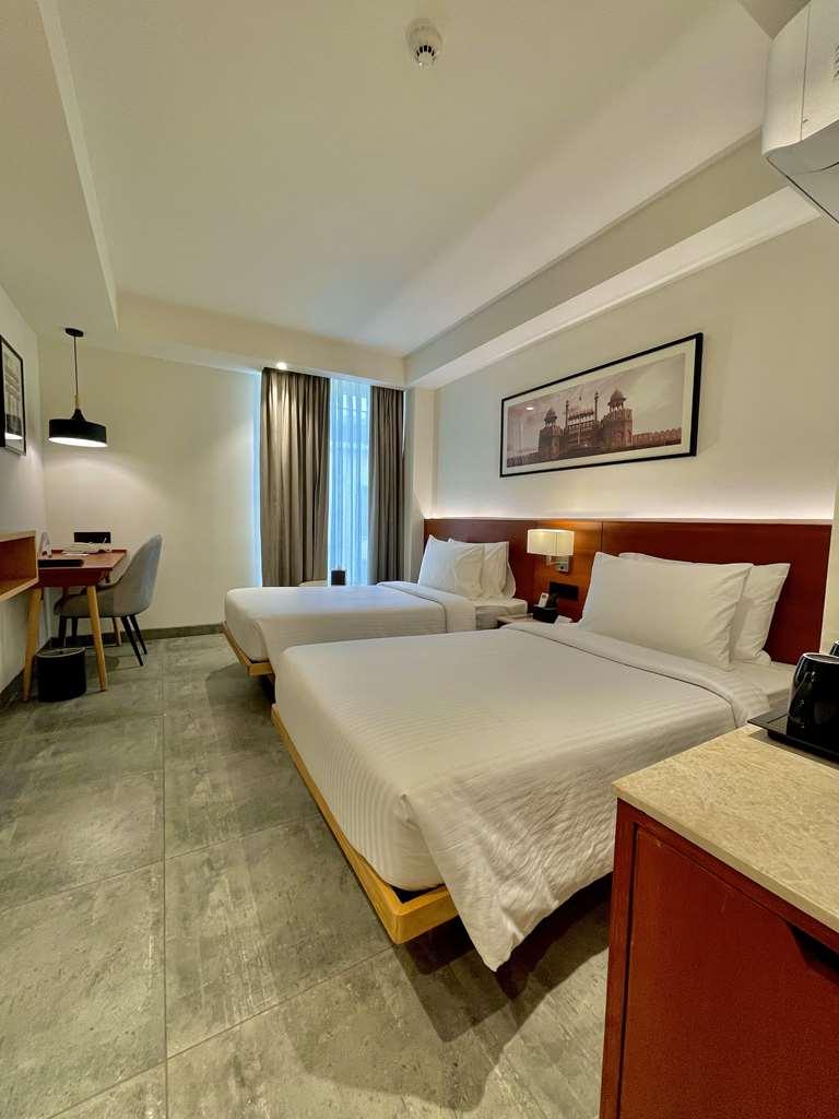 Best Western Maharani Bagh Нью-Дели Номер фото