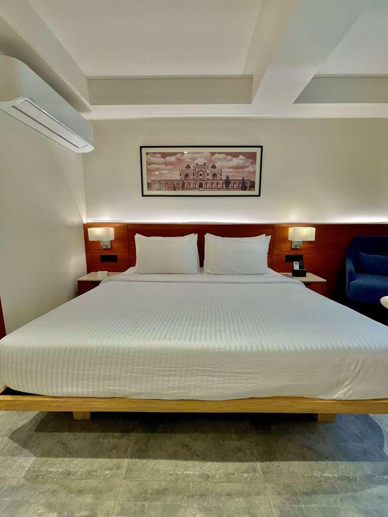 Best Western Maharani Bagh Нью-Дели Номер фото